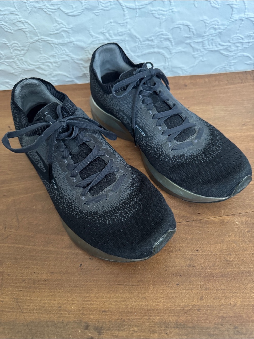 Brooks Black Knit Men's Running Sneakers